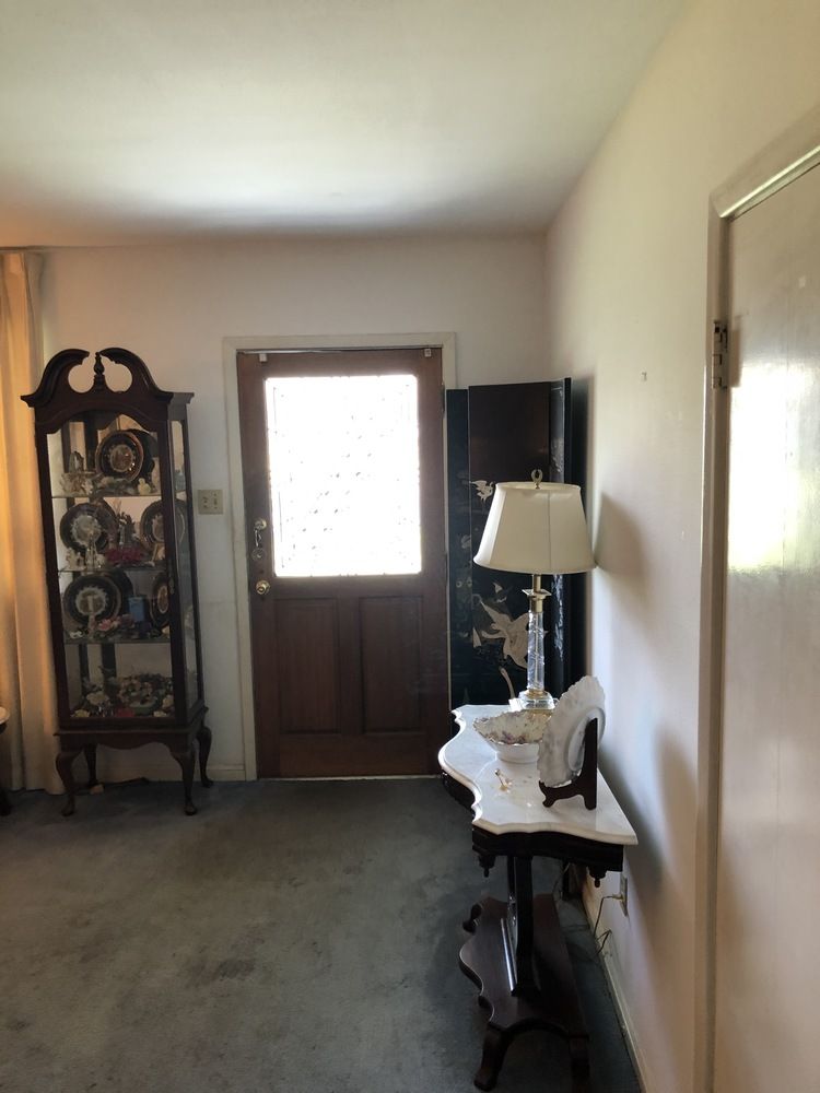 ESTATE ORDERED SOLD! Lakeside (Bucktown) Community: 1629 Live Oak St, Metairie, LA 70005